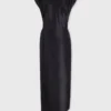 Abito drappeggiato nero con caratteristico piercing