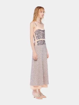 Abito in chiffon con paillettes argentate