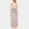 Abito in chiffon con paillettes argentate