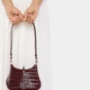 Borsa in pelle con piccolo anello