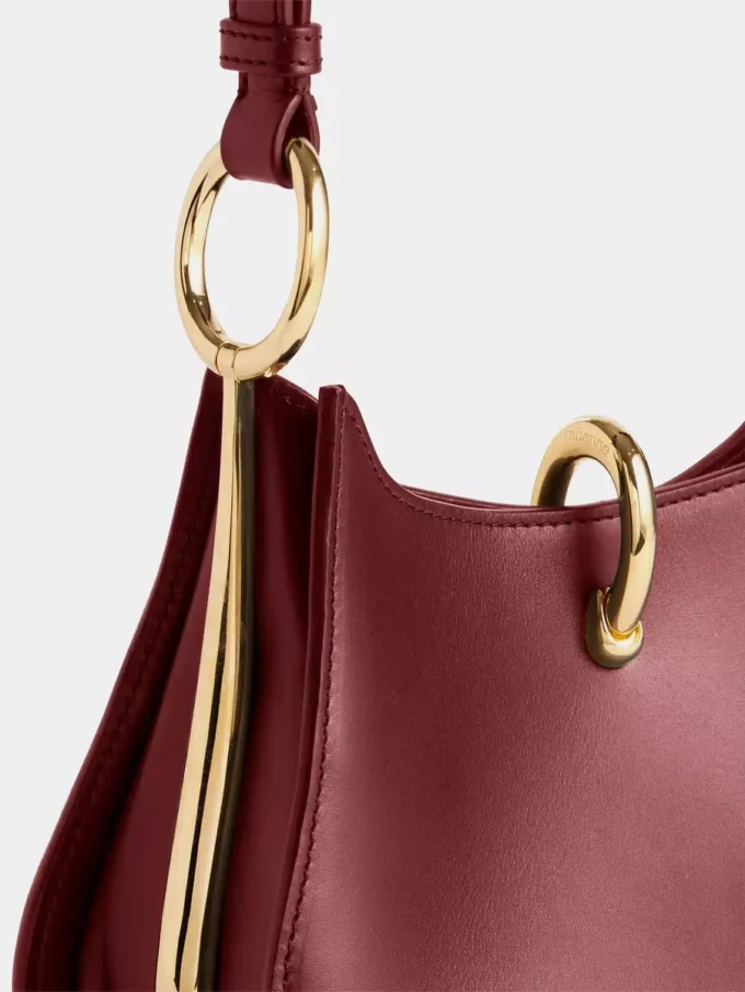 Borsa in pelle con piccolo anello
