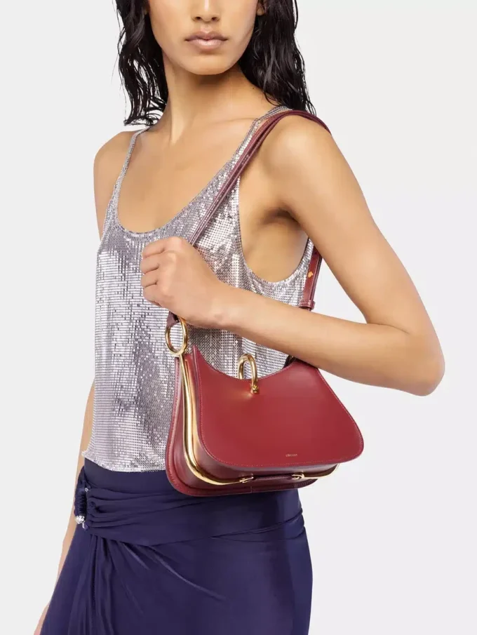 Borsa in pelle con piccolo anello