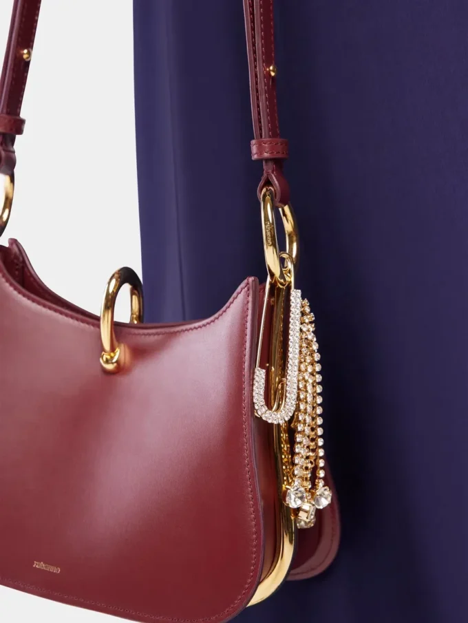 Borsa in pelle con piccolo anello