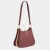 Borsa media in pelle con anelli