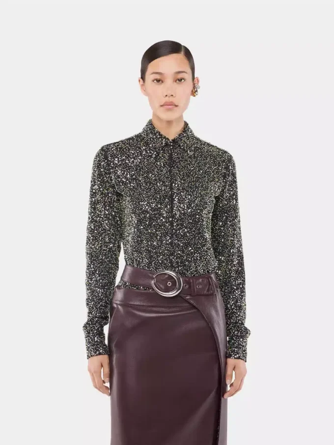Camicia in crêpe con dettagli ricamati con paillettes