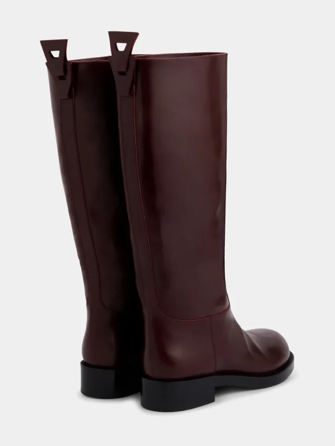 Stivali bordeaux in pelle liscia