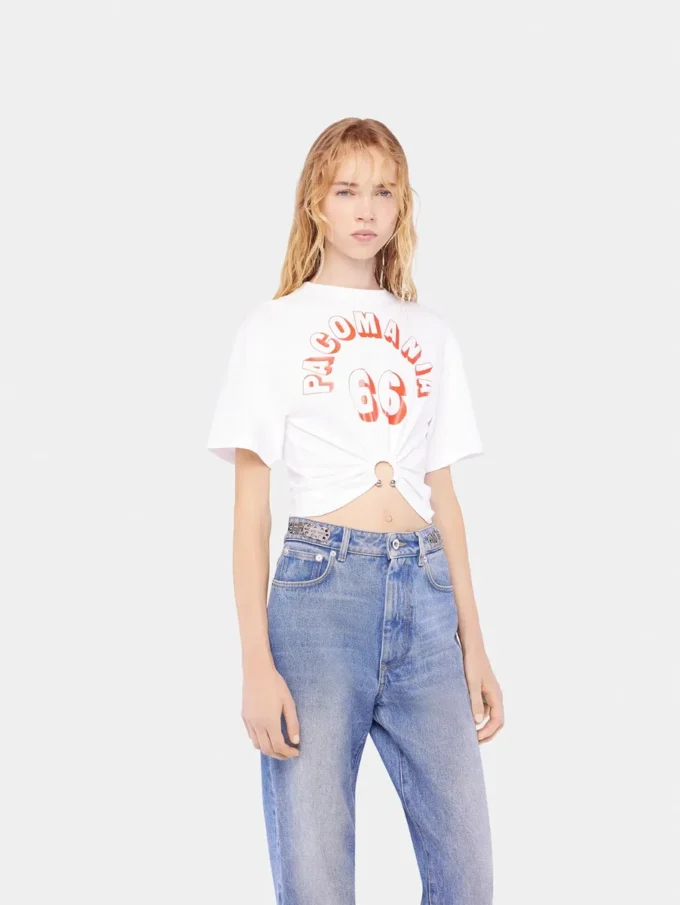 T-shirt in cotone stampato con piercing