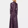 Top con collo alto e paillettes