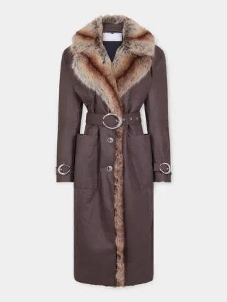Trench con bordi in pelliccia sintetica